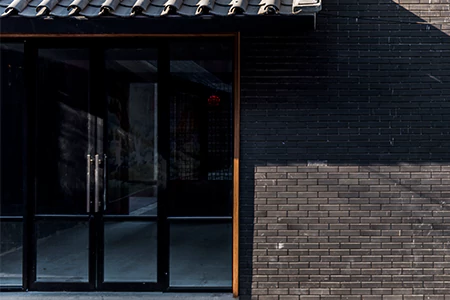 Storefront Glass Installers in Fountainebleau, FL